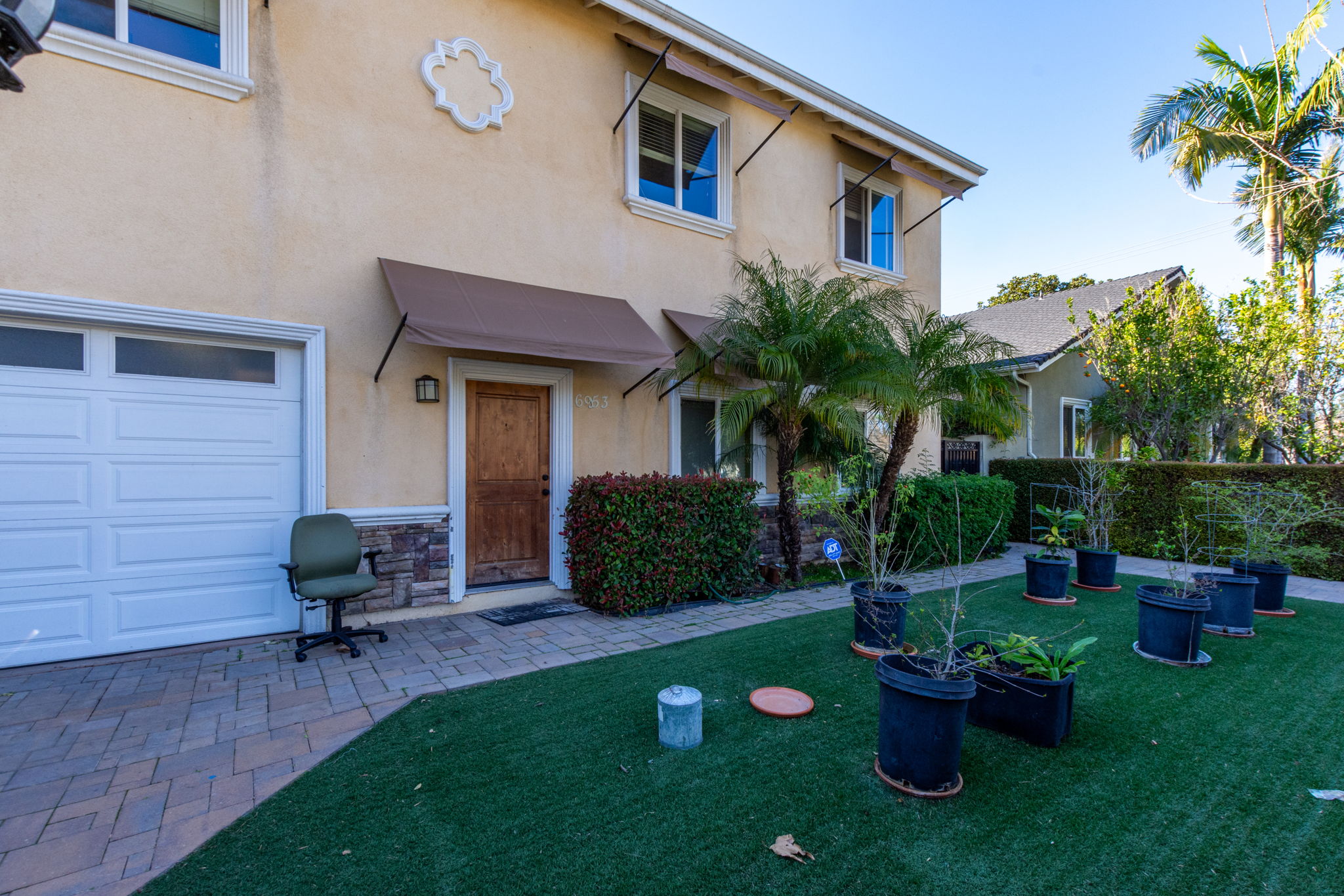6953 Enfield Pic